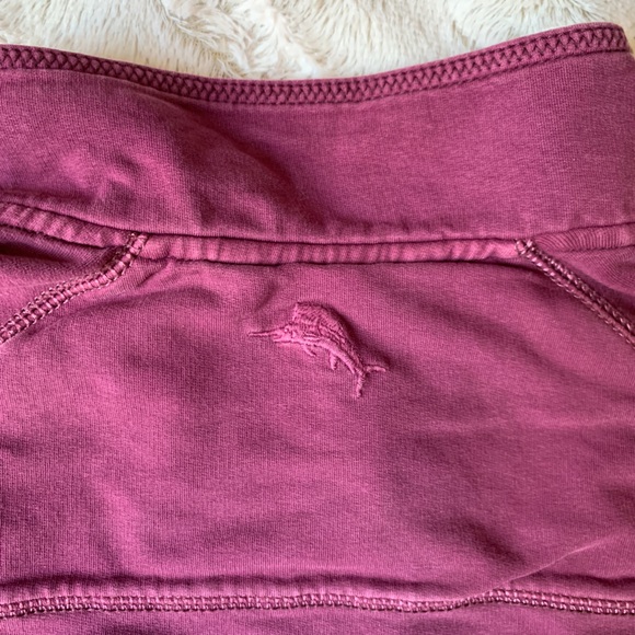 Tommy Bahama - Maroon 1/4 Zip - Picture 7 of 8